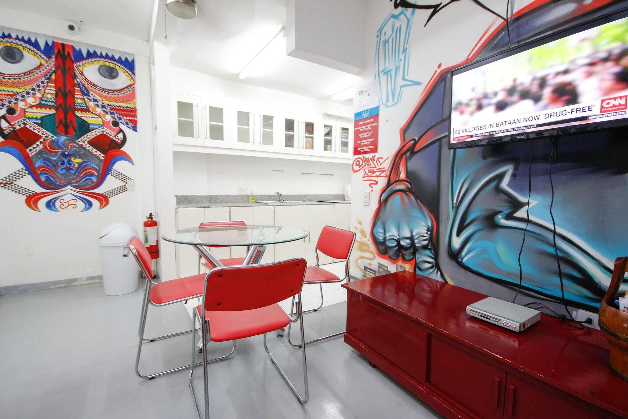 Lokal Hostel Makati City Eksteriør bilde